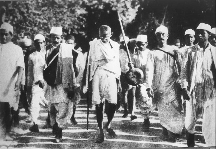 5 lessons in humanity from Mahatma Gandhi